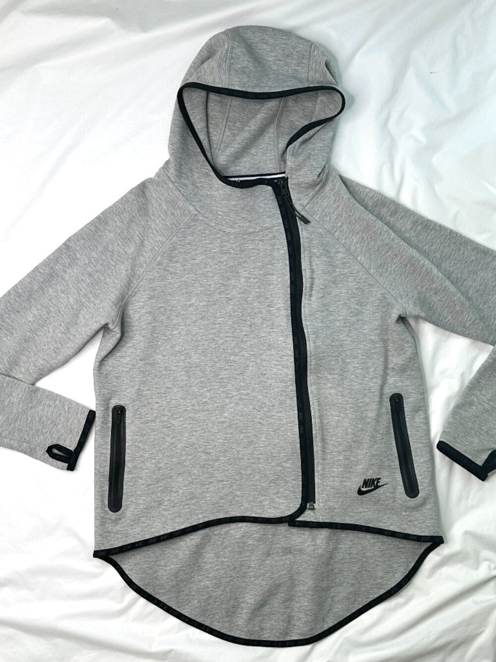 NIKE Tech Fleece Women's Sportswear Knit Full Zip Cape Hoodie Size Small - NEW